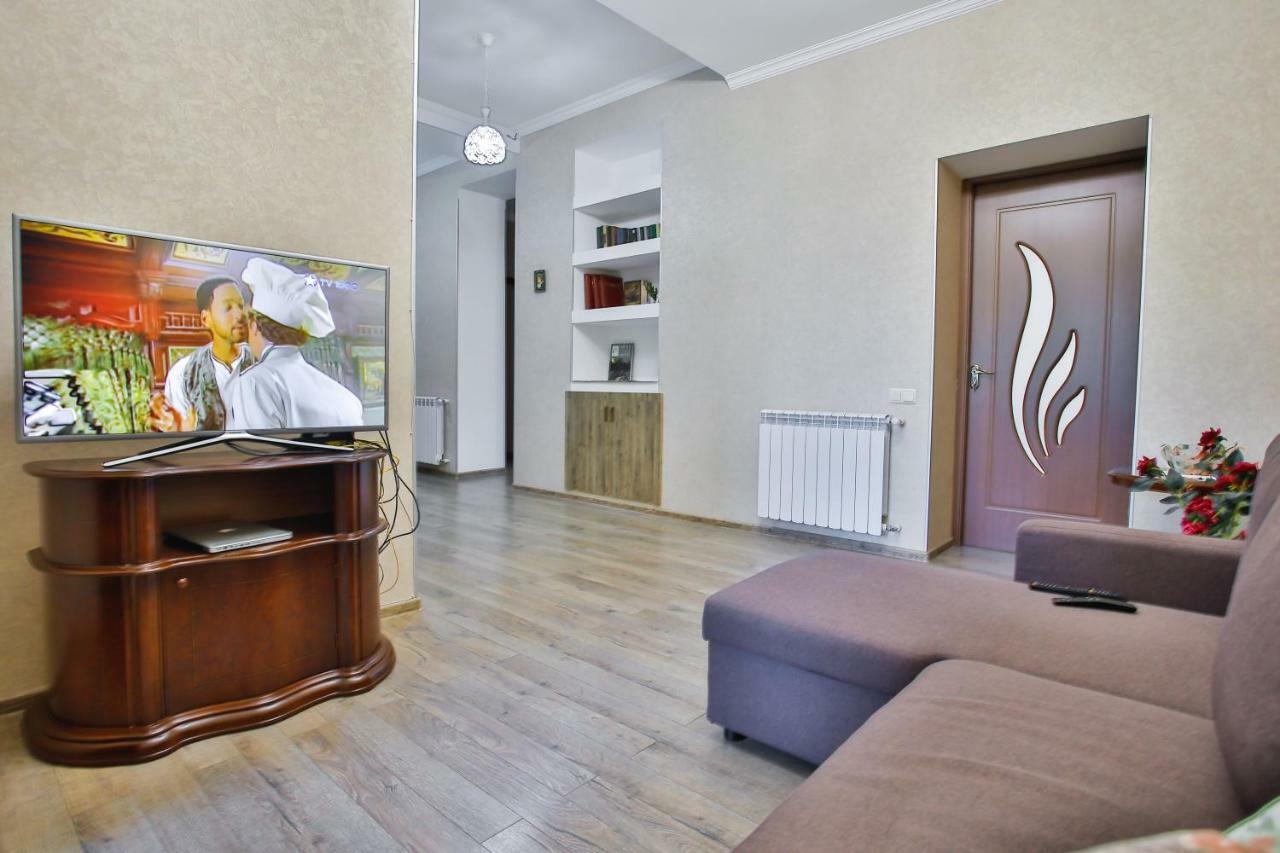 Apartment Anano Kutaisi Dış mekan fotoğraf